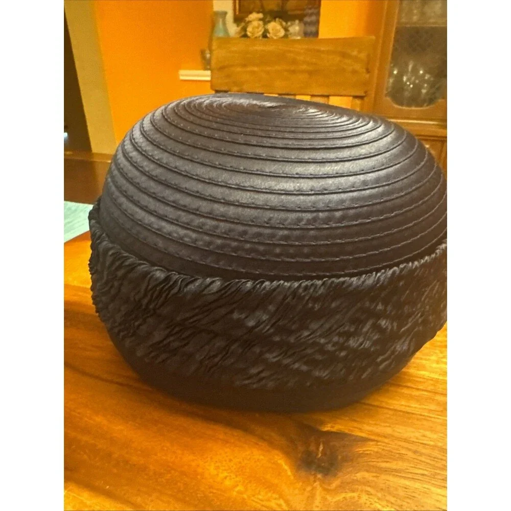 Unbranded Women’s Hat /Beret With Bling